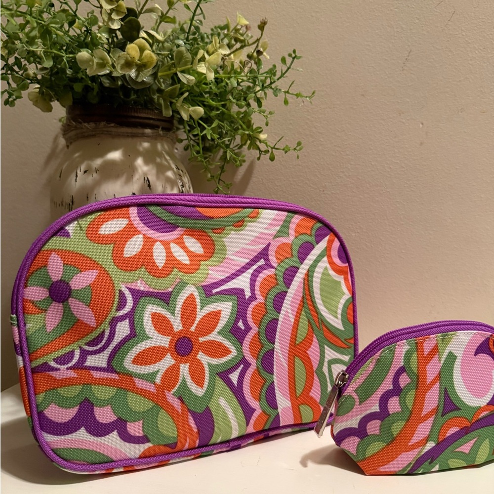 Clinique Purple Cosmetic Bag - Picture 2 of 6